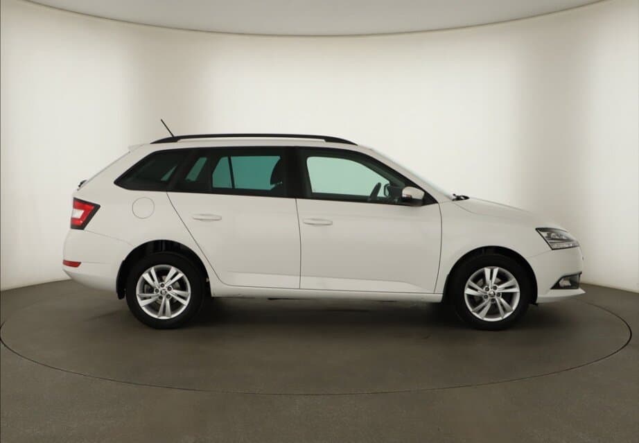 2022 Škoda FABIA - 8