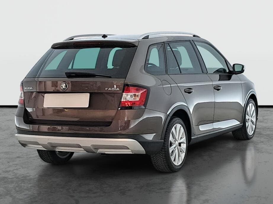 2016 Škoda FABIA - 7