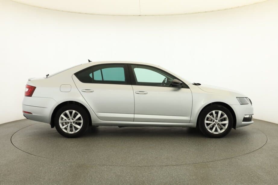 2020 Škoda OCTAVIA - 8