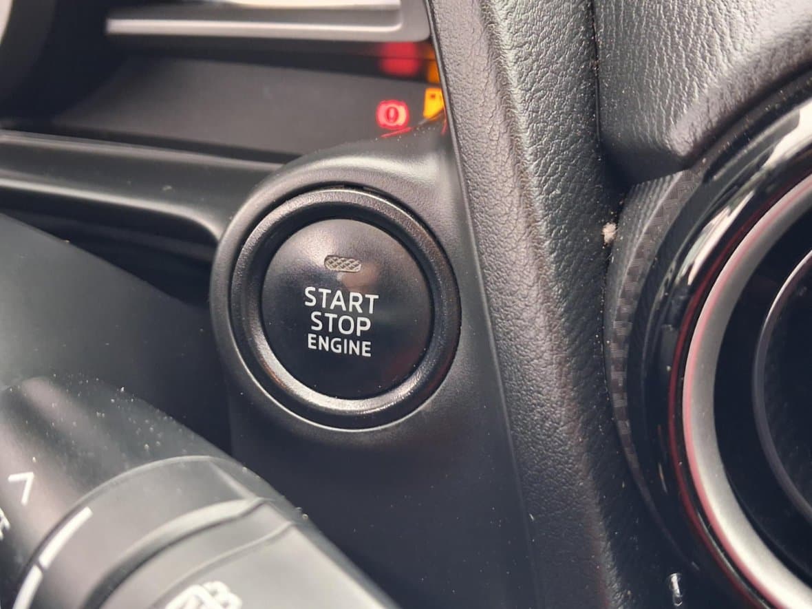 2015 Mazda 2 - 13