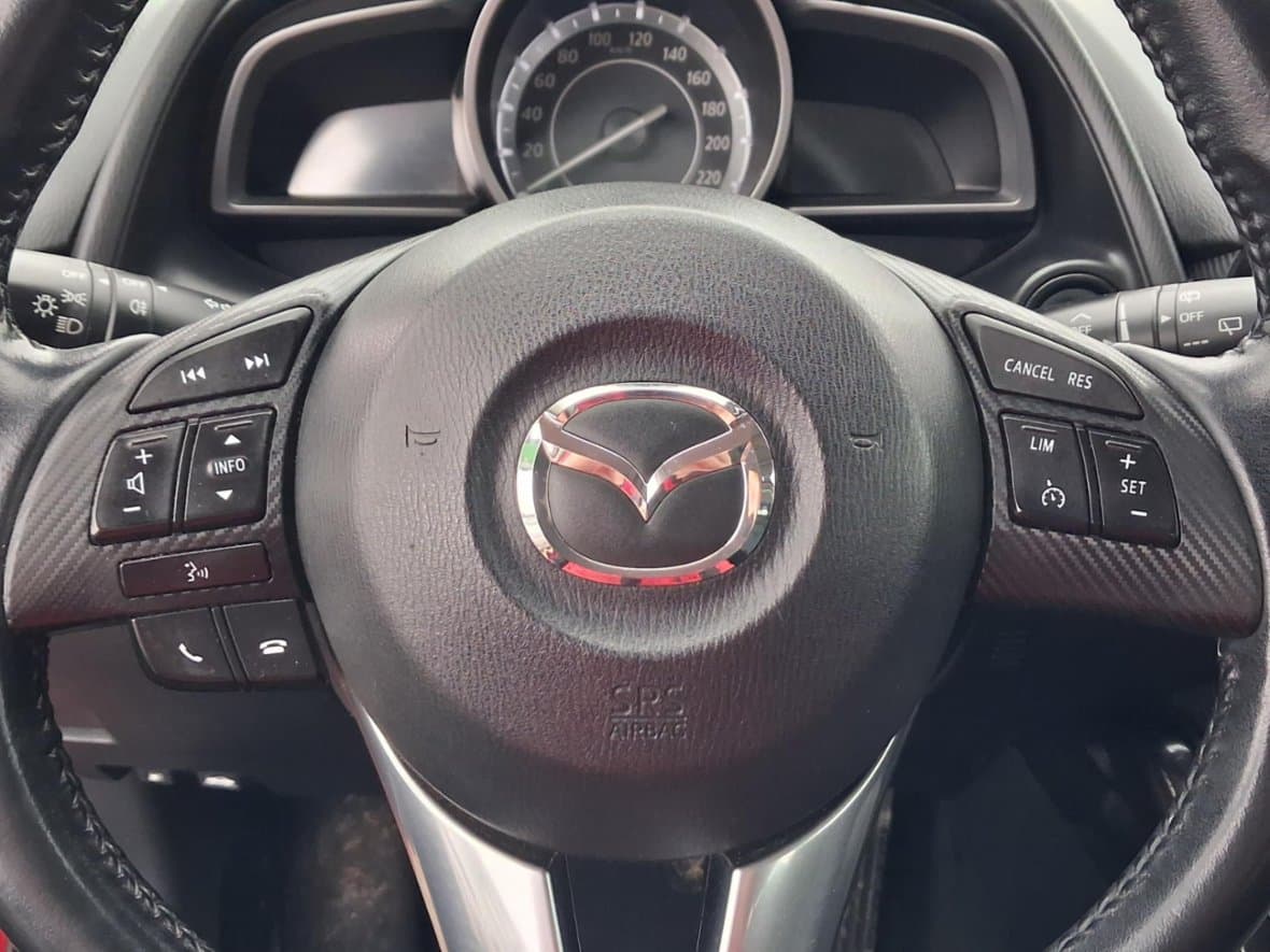2015 Mazda 2 - 16