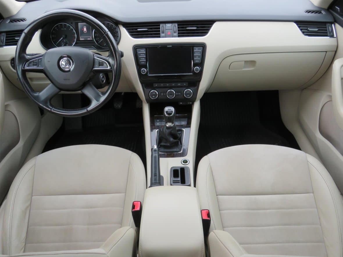 2013 Škoda OCTAVIA - 8