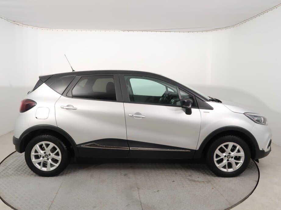 2019 Renault Captur - 8