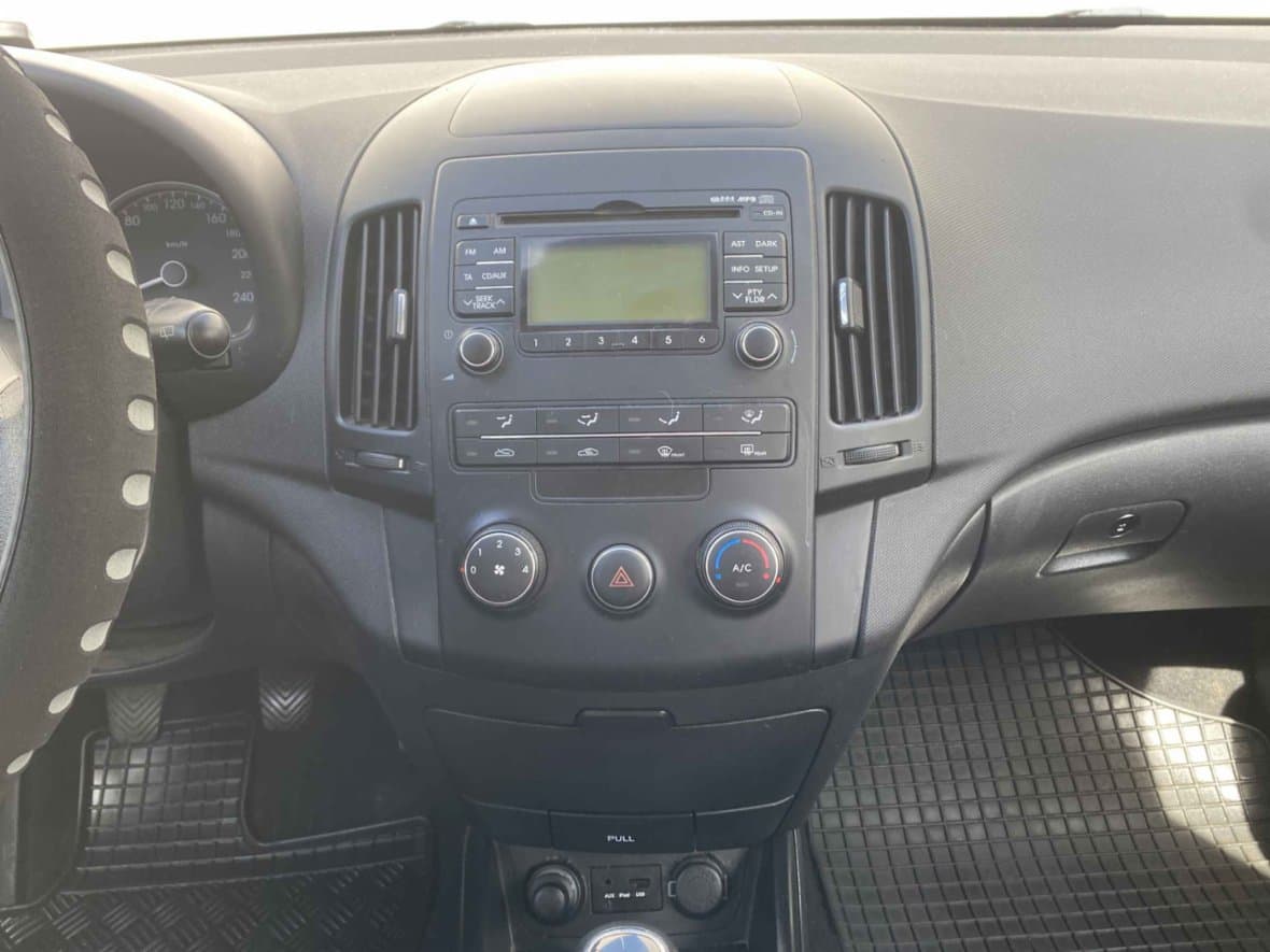2012 Hyundai i30 - 12