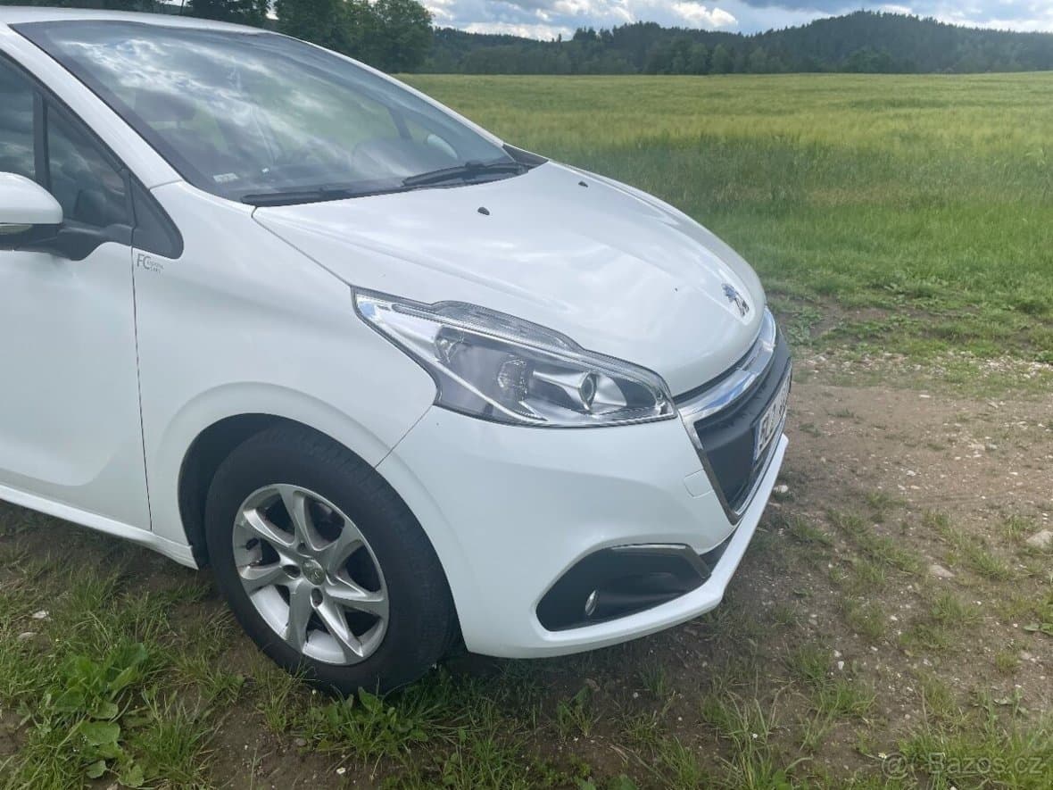 2016 Peugeot 208 - 4