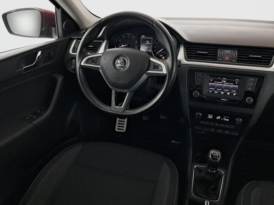 2015 Škoda RAPID - 9