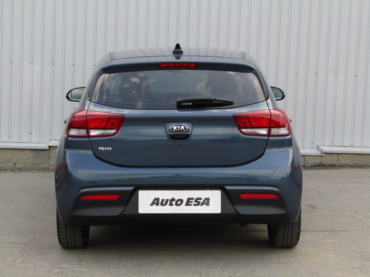 2018 Kia RIO - 5