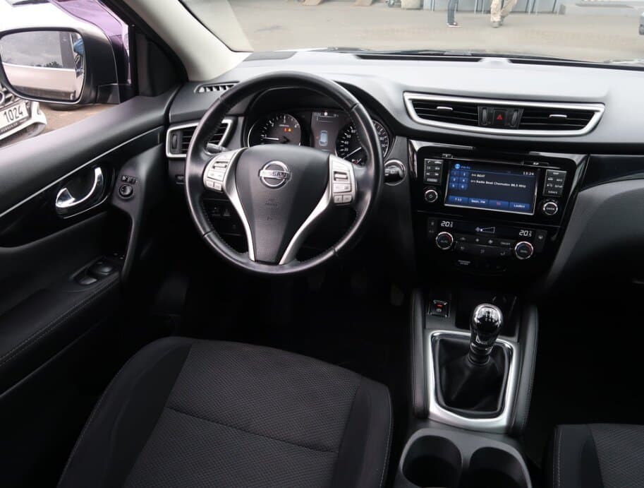 2016 Nissan QASHQAI - 9