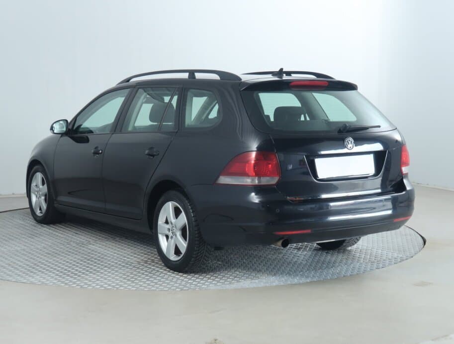 2011 Volkswagen GOLF - 5