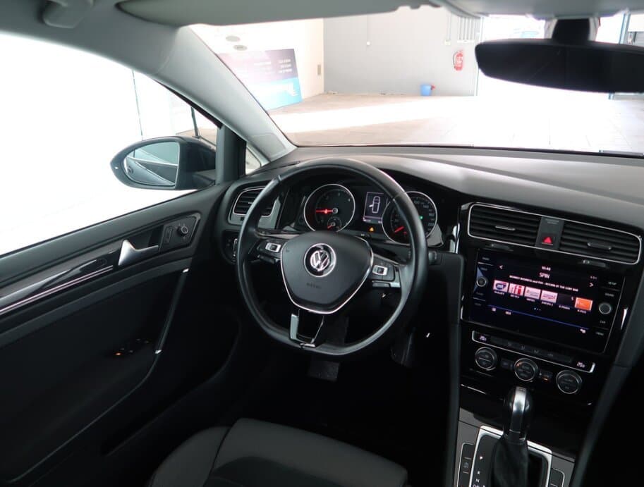 2018 Volkswagen GOLF - 9