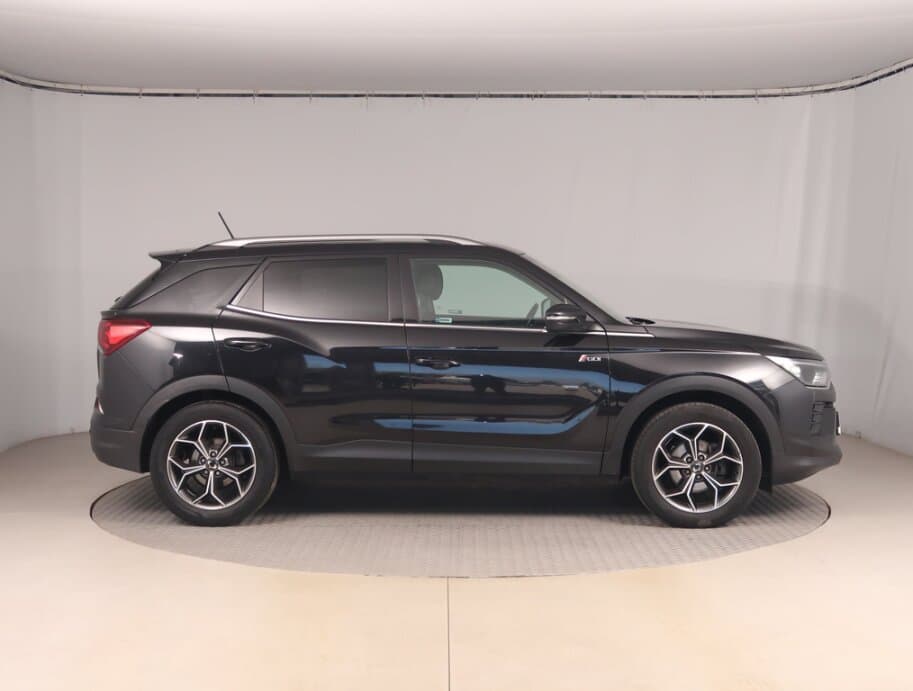 2020 SsangYong KORANDO - 8
