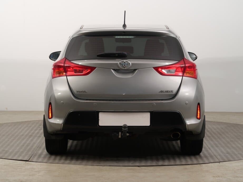 2013 Toyota AURIS - 6
