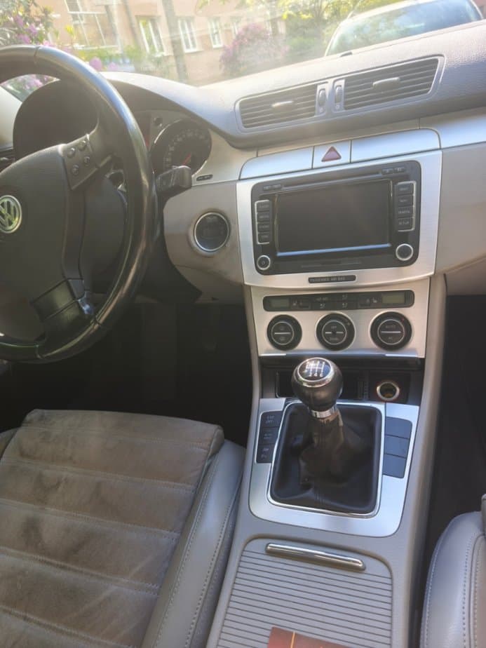 2008 Volkswagen PASSAT - 5