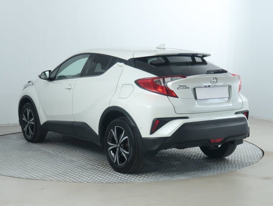 2017 Toyota C-HR - 5