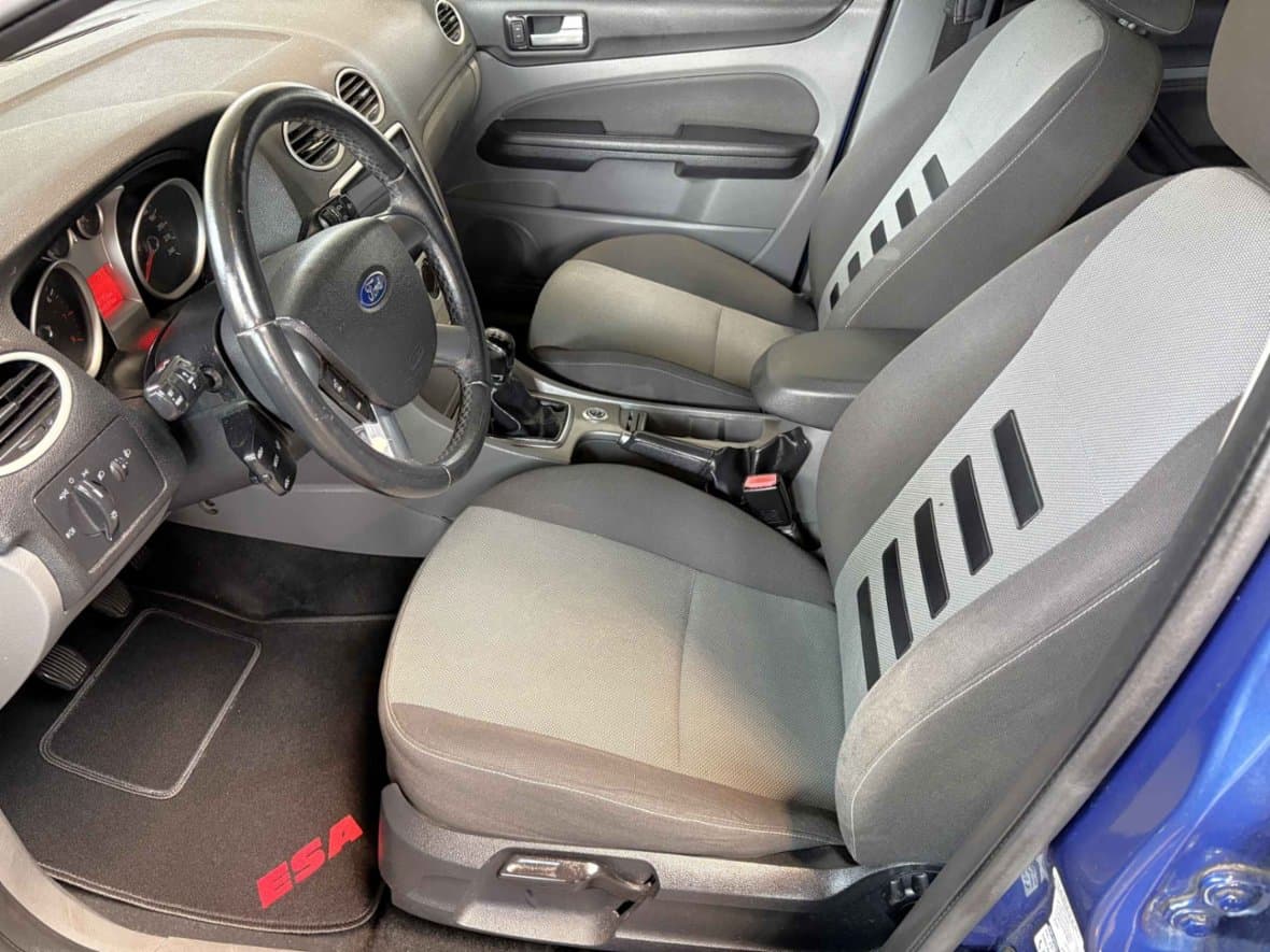 2008 Ford FOCUS - 9