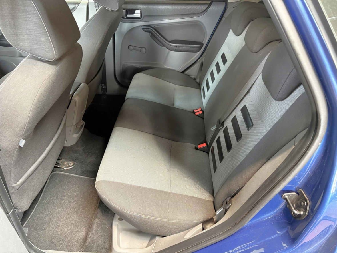 2008 Ford FOCUS - 10