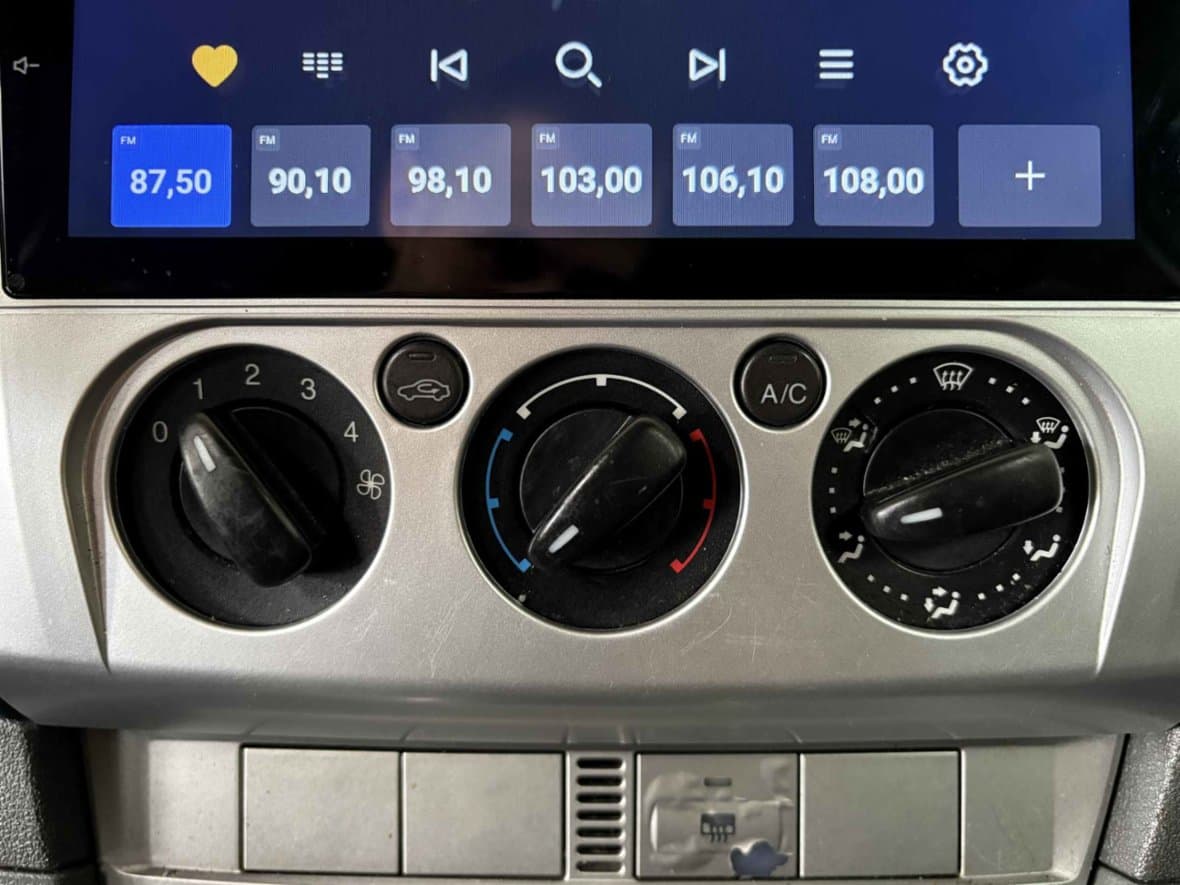 2008 Ford FOCUS - 13