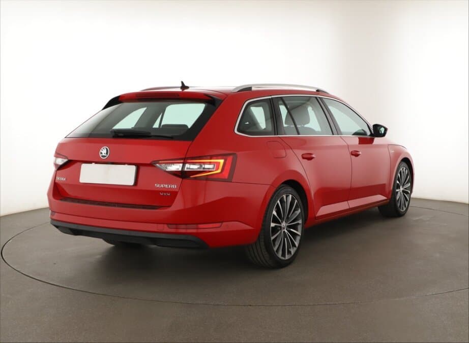 2015 Škoda SUPERB - 7