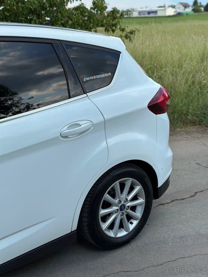 2015 Ford C-MAX - 9