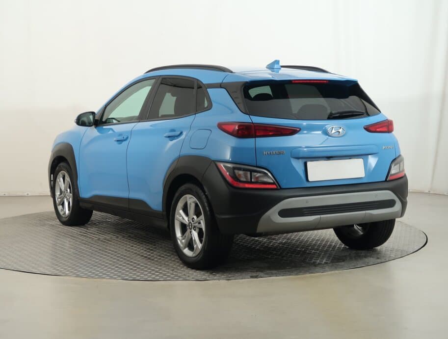 2021 Hyundai KONA - 5