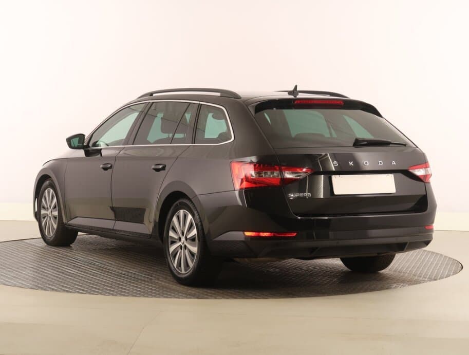 2022 Škoda SUPERB - 5