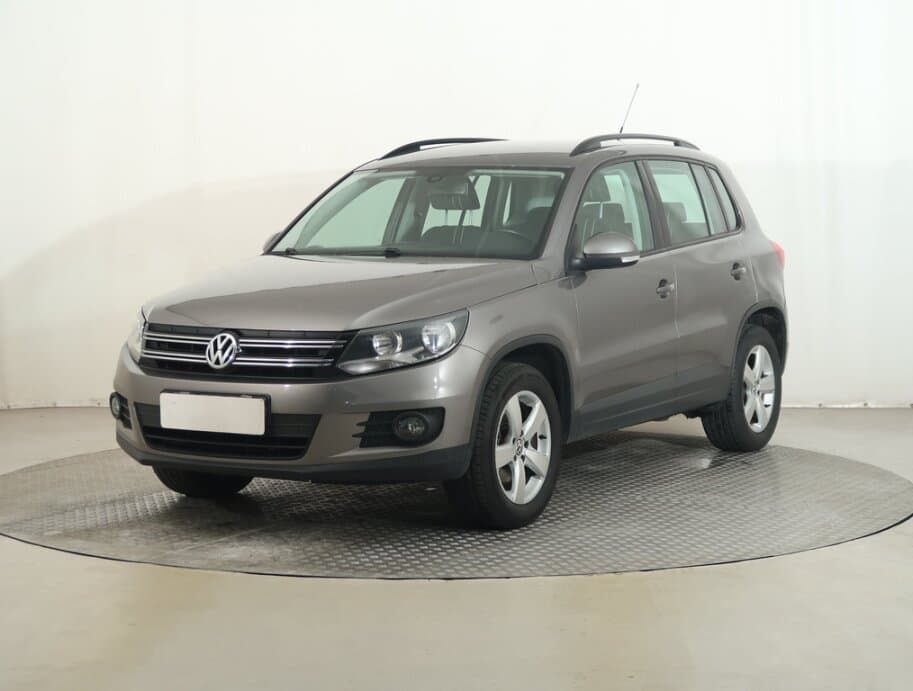 2011 Volkswagen TIGUAN - 3