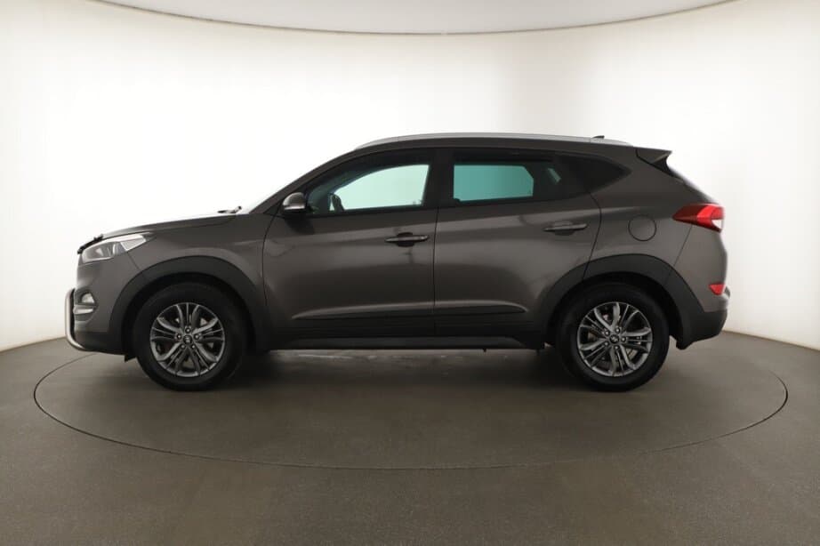 2016 Hyundai TUCSON - 4