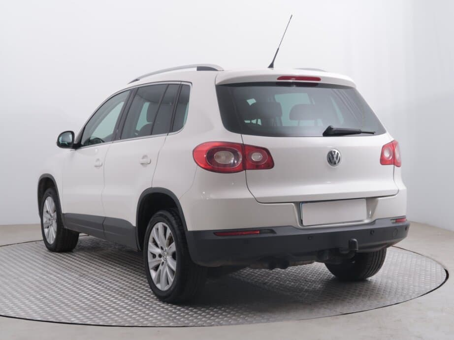 2009 Volkswagen TIGUAN - 5