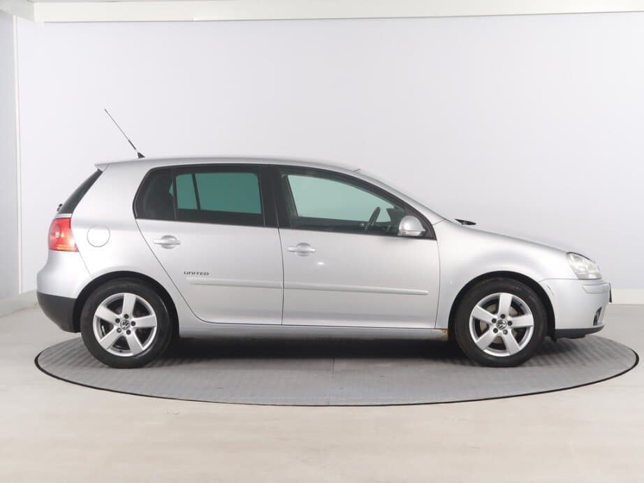 2008 Volkswagen GOLF - 8