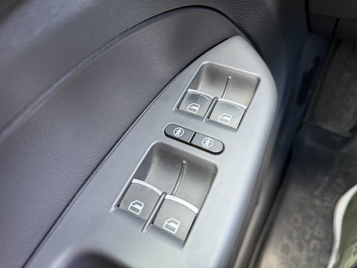 2010 Volkswagen TOURAN - 11