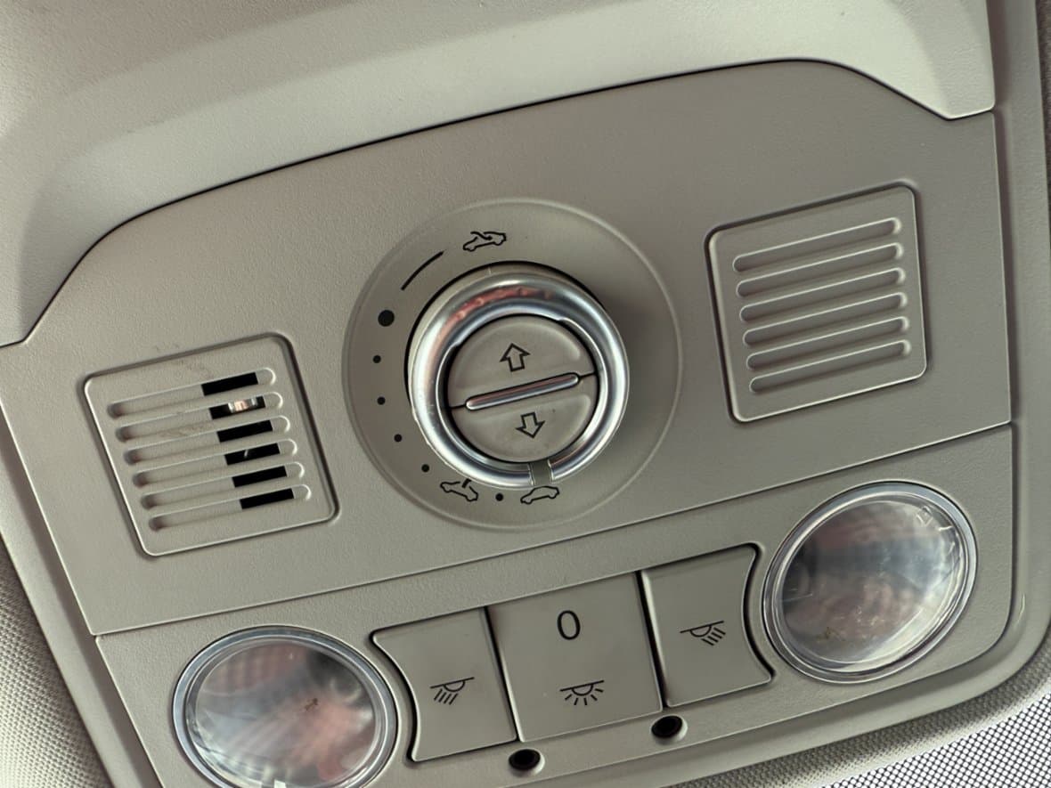 2010 Volkswagen TOURAN - 17
