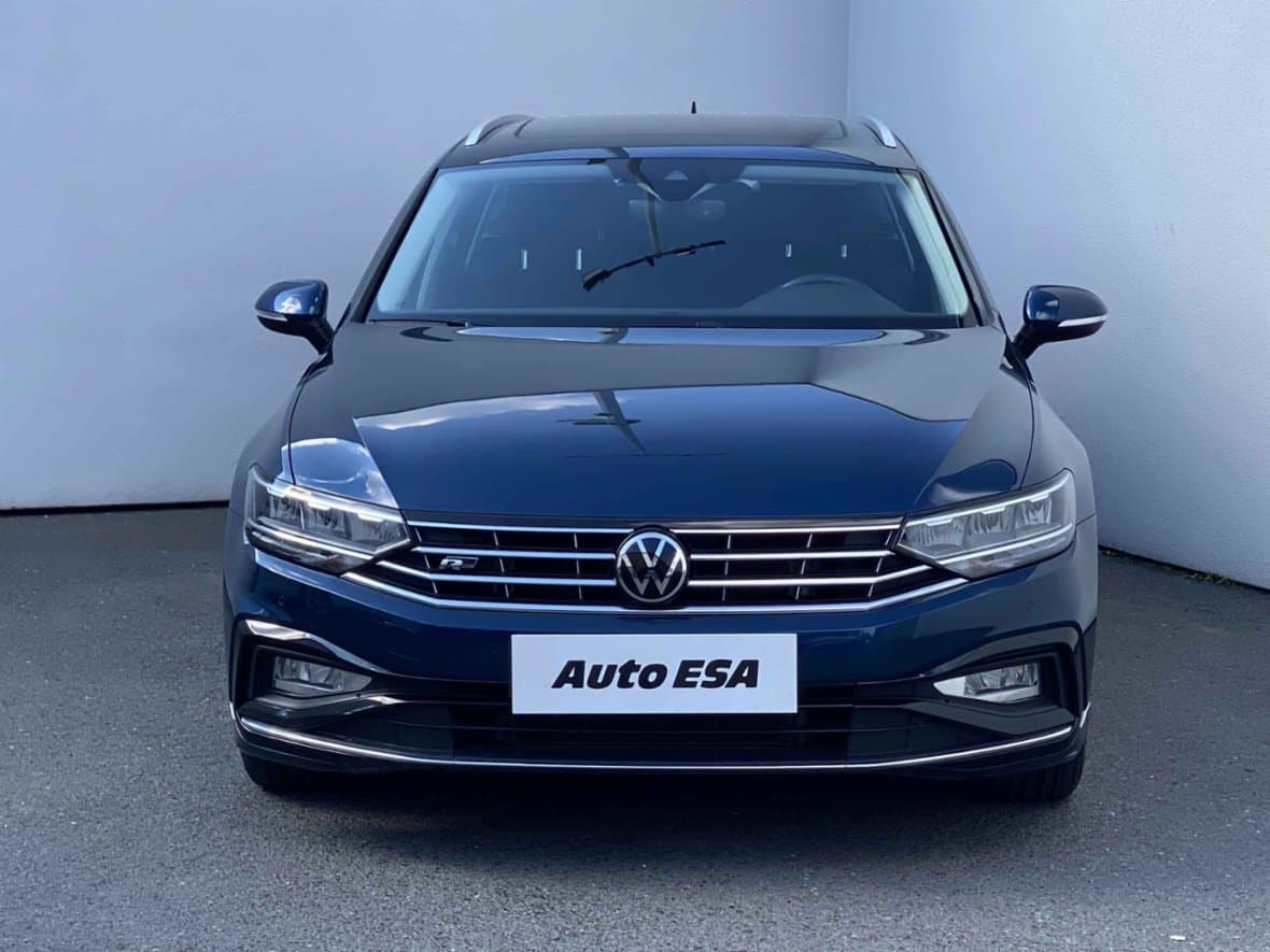 2022 Volkswagen PASSAT - 2