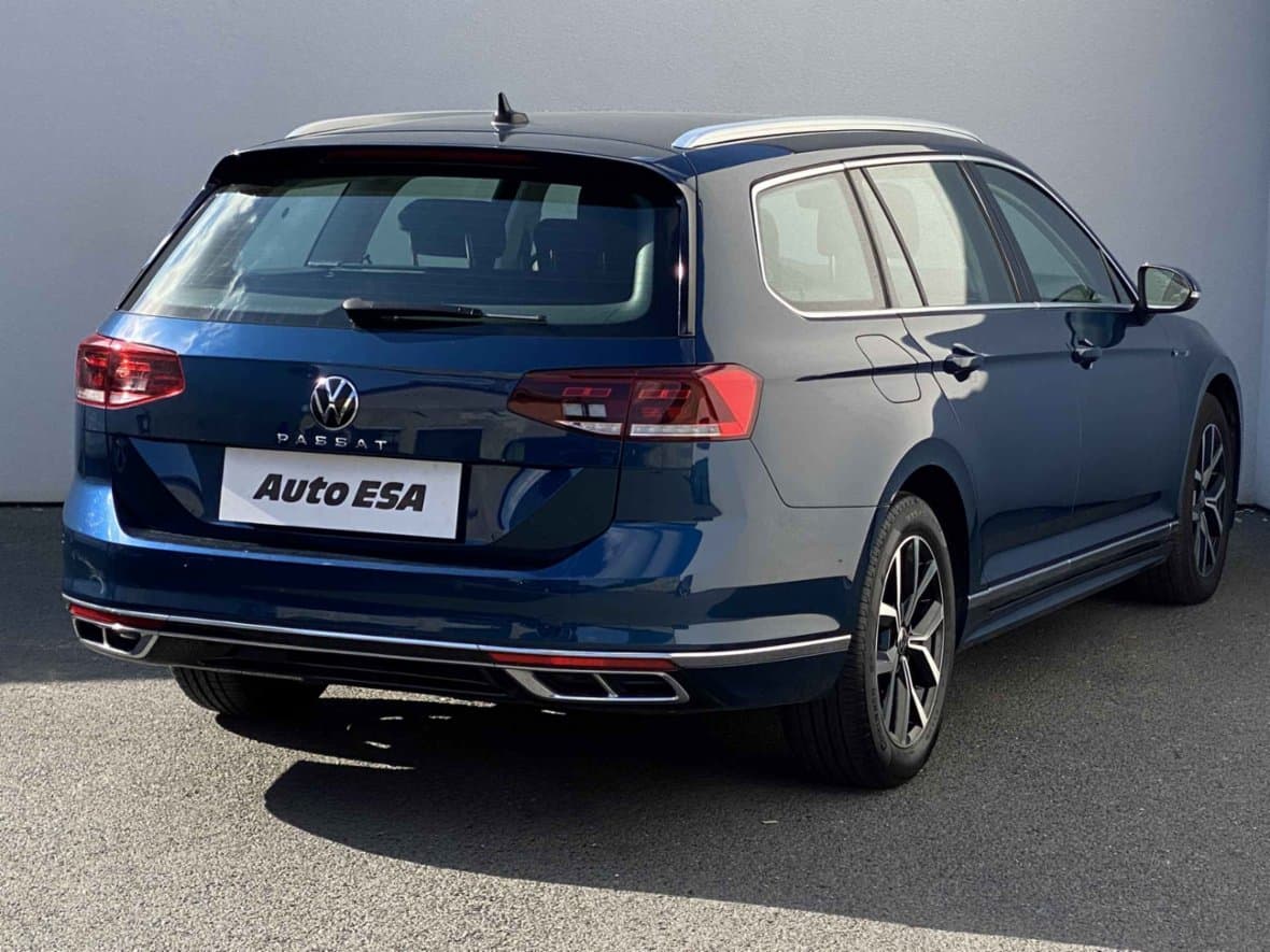 2022 Volkswagen PASSAT - 4