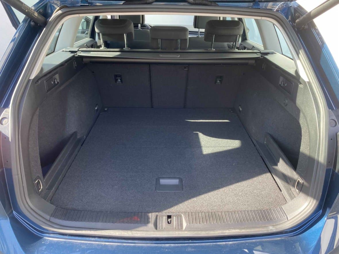 2022 Volkswagen PASSAT - 7