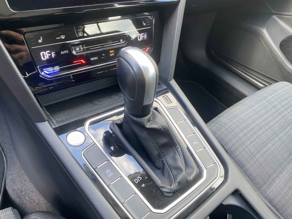 2022 Volkswagen PASSAT - 17
