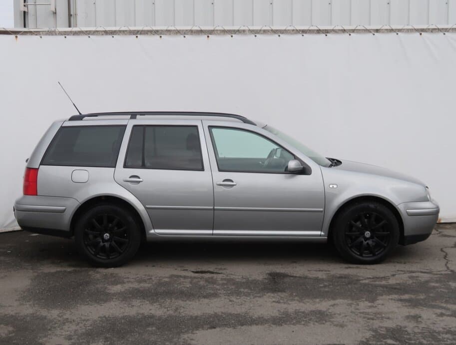 2006 Volkswagen GOLF - 8