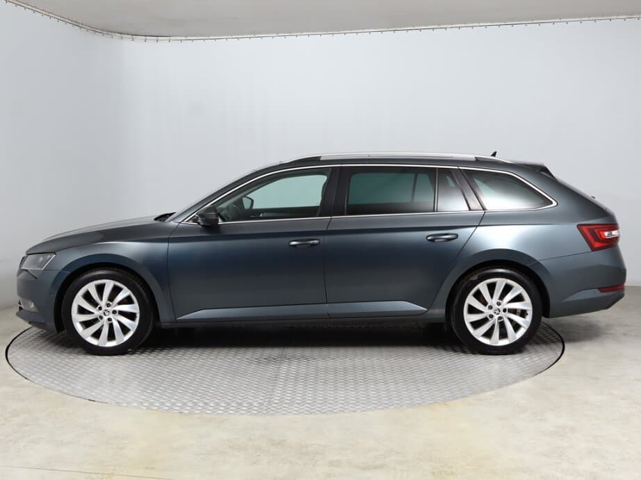 2016 Škoda SUPERB - 4