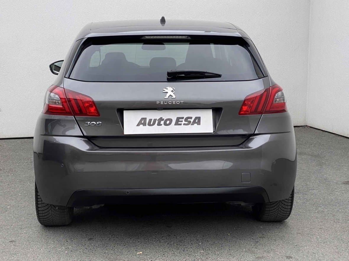 2017 Peugeot 308 - 5