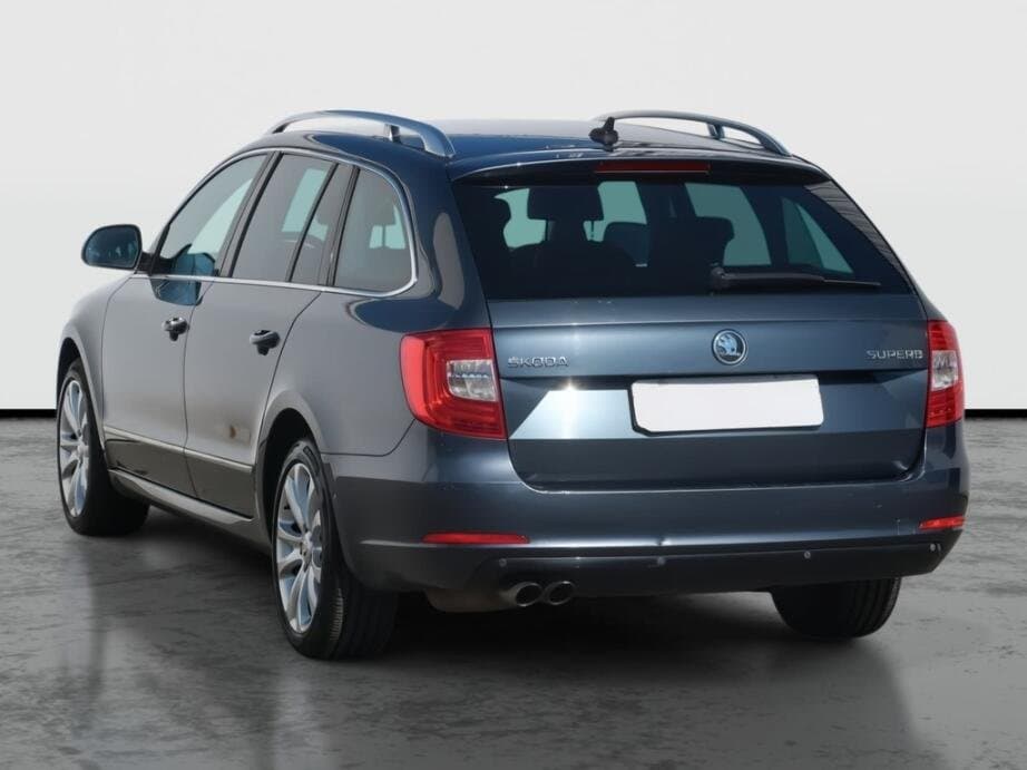 2014 Škoda SUPERB - 5