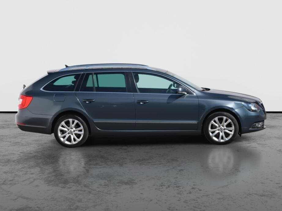 2014 Škoda SUPERB - 8