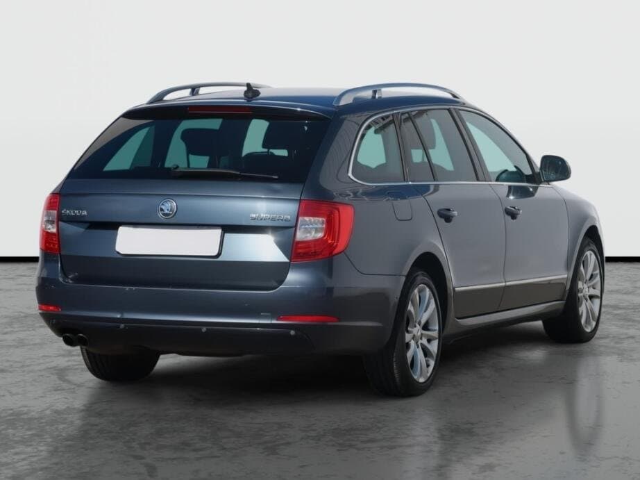 2014 Škoda SUPERB - 7