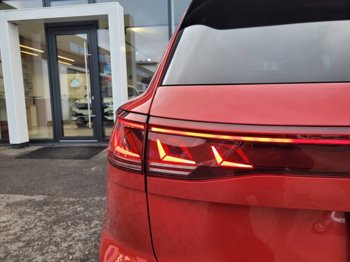 2023 Volkswagen TOUAREG - 19