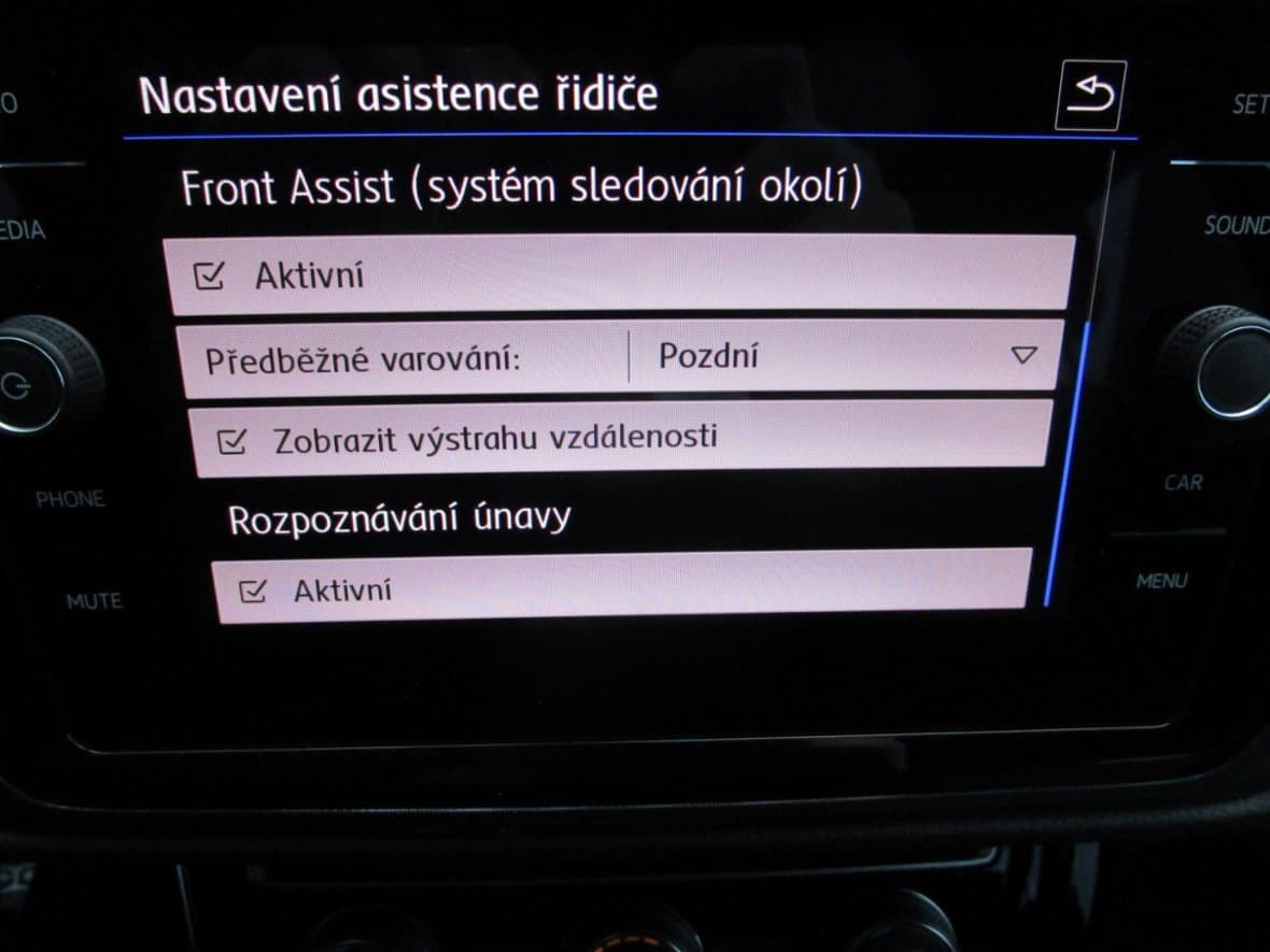 2018 Volkswagen Touran - 16