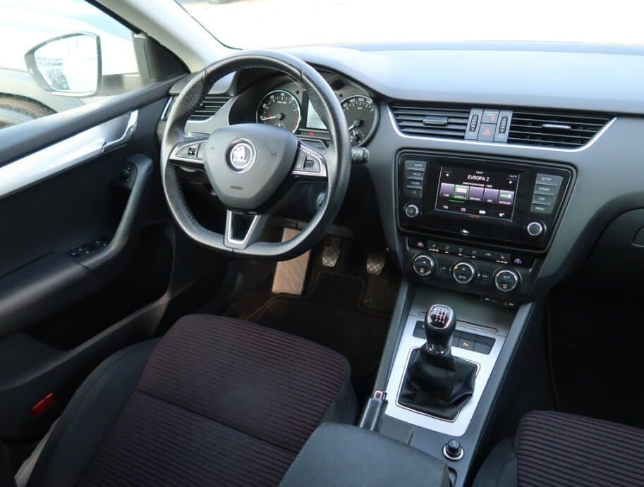 2014 Škoda OCTAVIA - 9