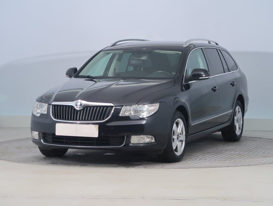 2011 Škoda SUPERB - 3