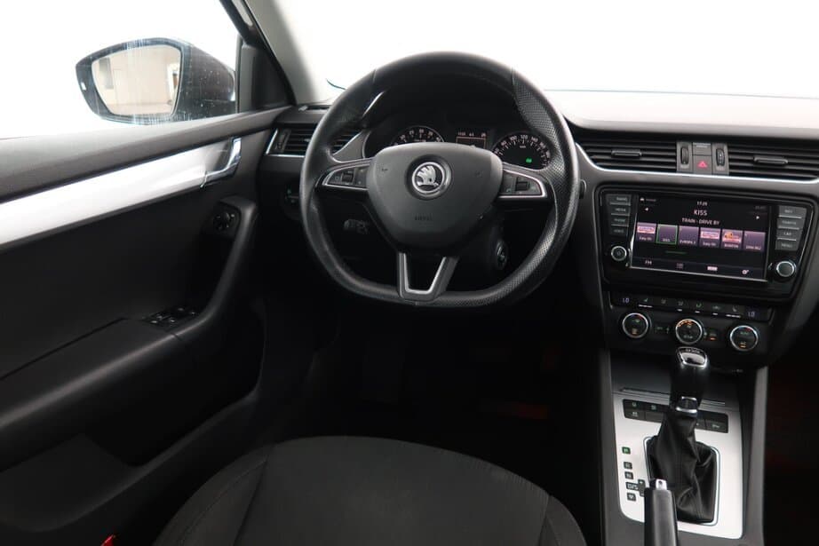 2015 Škoda OCTAVIA - 9