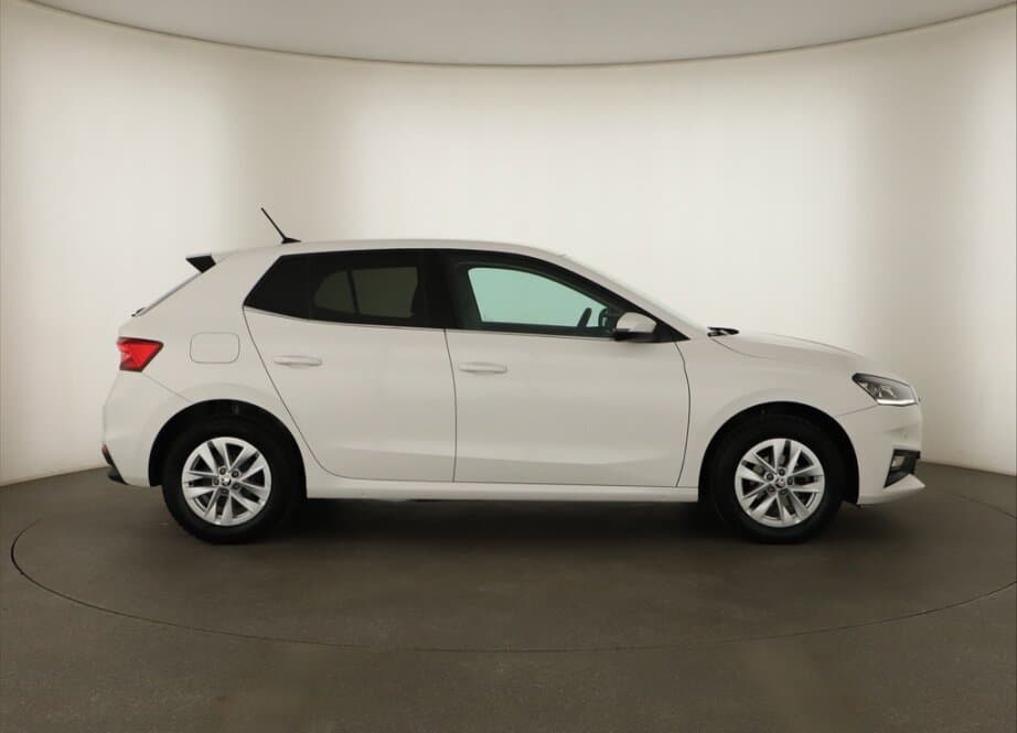 2023 Škoda FABIA - 8