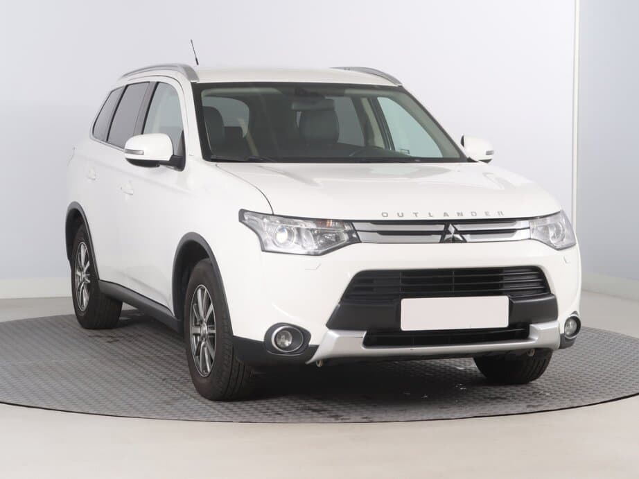 Mitsubishi Outlander, 2.2 DI-D, 4X4, 7 míst, Serv