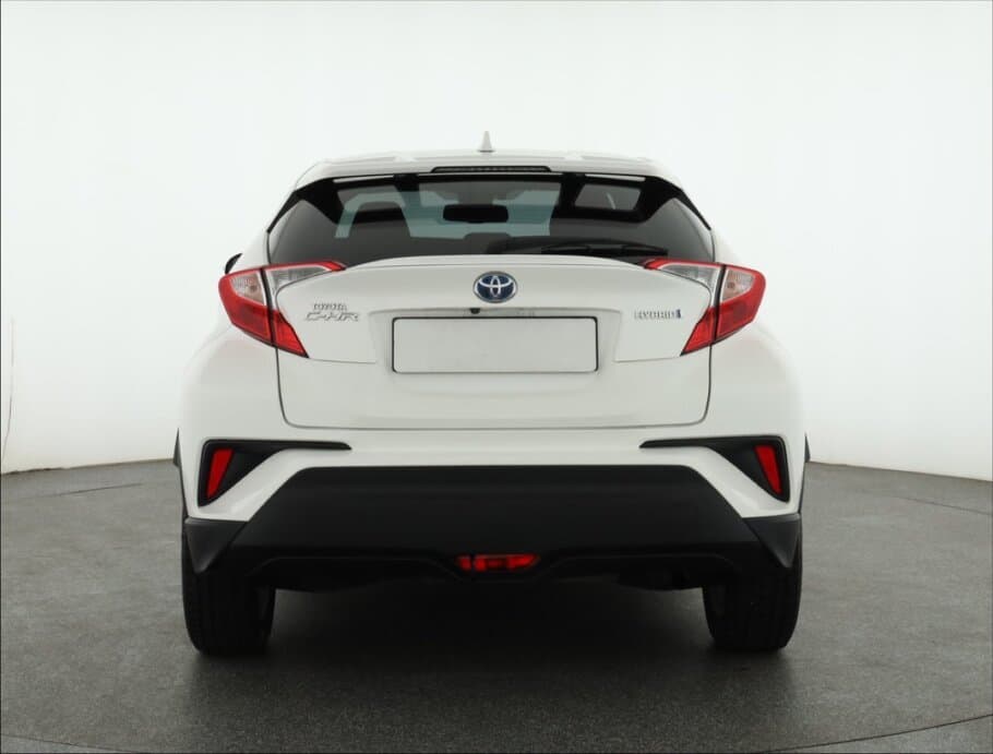 2017 Toyota C-HR - 6