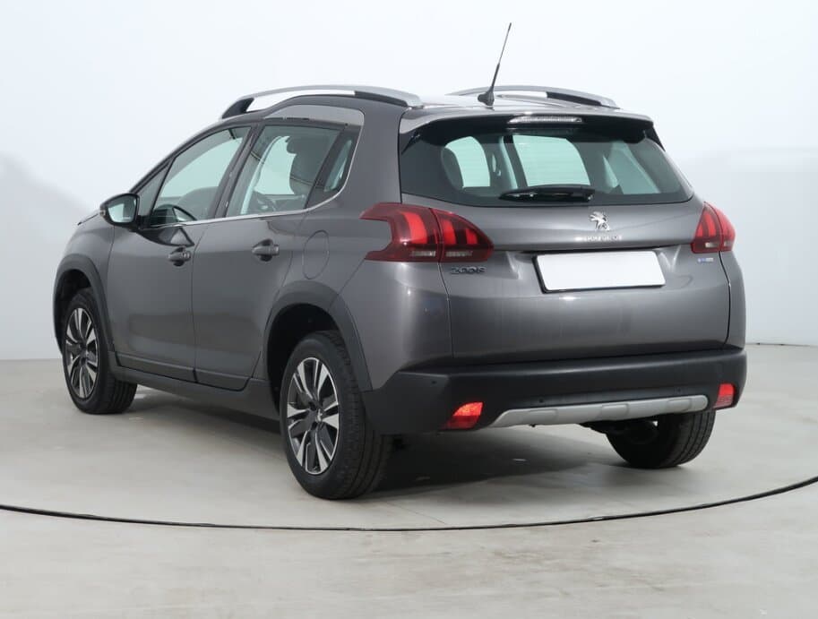 2017 Peugeot 2008 - 9